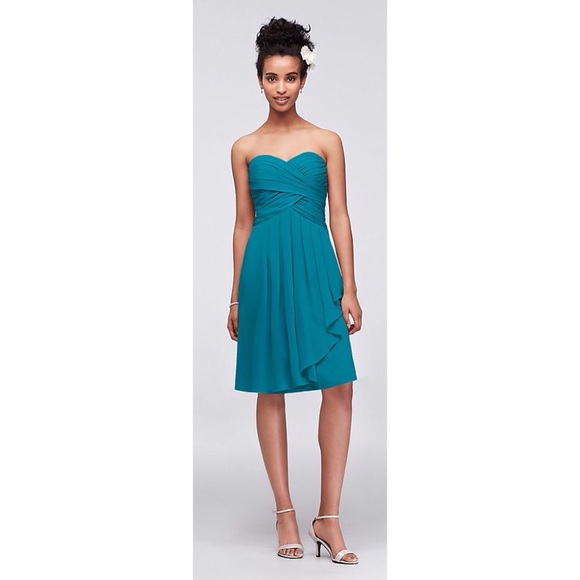 David's Bridal Dresses & Skirts - David’s Bridal Short Crinkle Chiffon Dress - Oasis